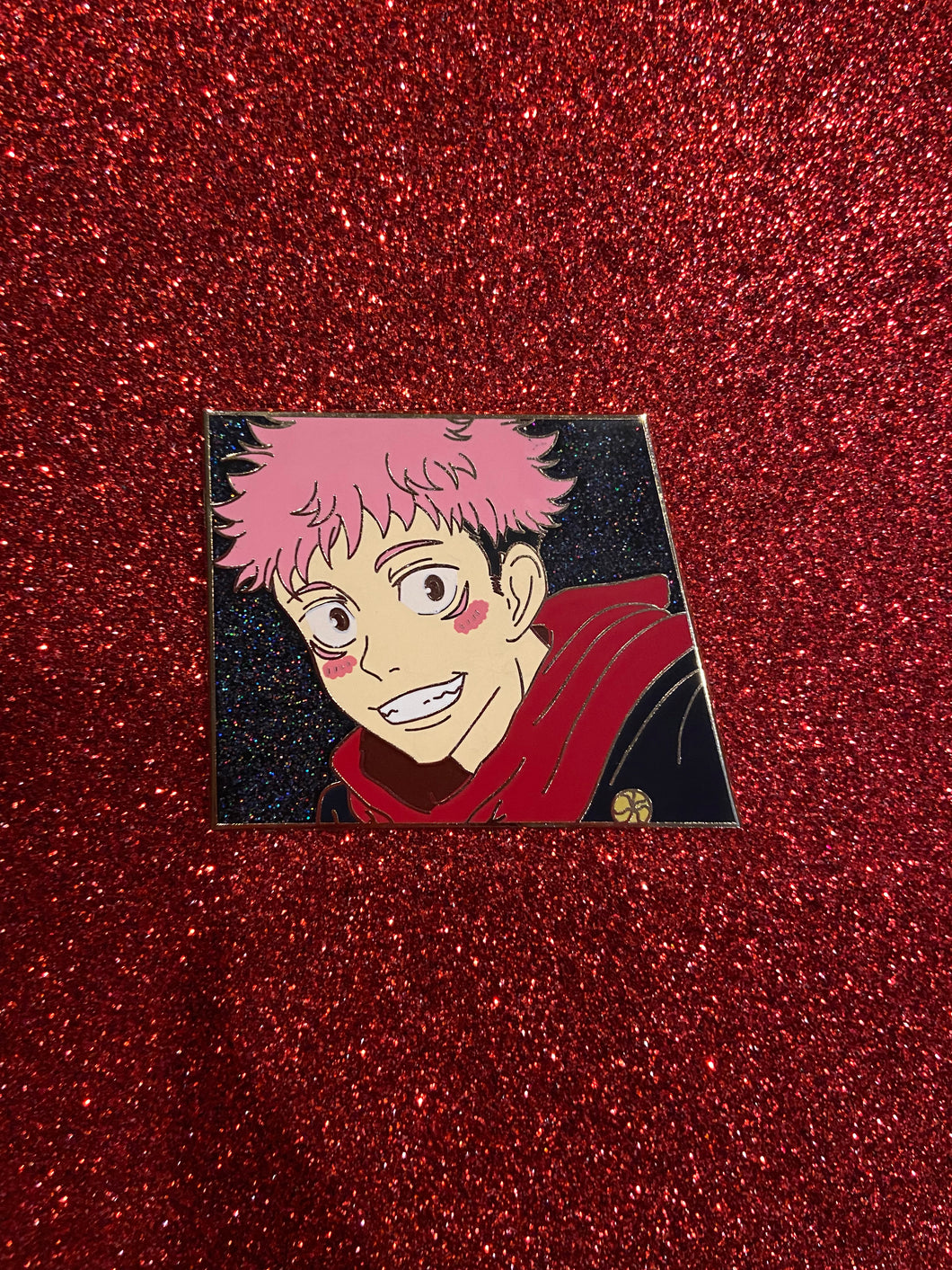 Jujutsu Kaisen Berserk Itadori GLITTER Pin (Black Side)