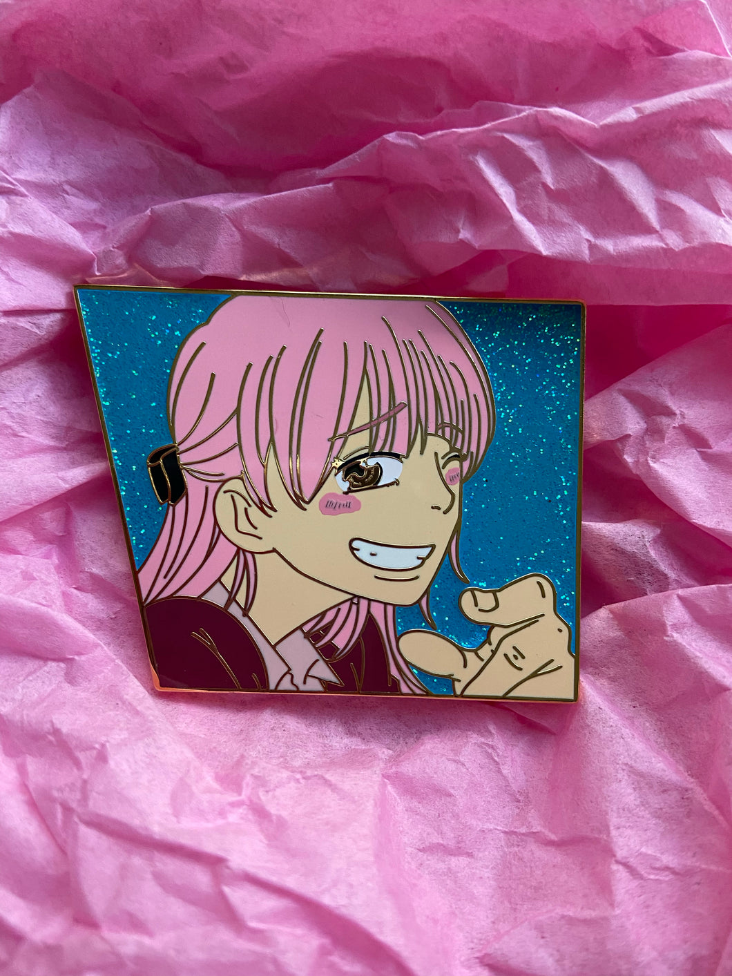 SMILE! WOTAKOI Momose Enamel Pin